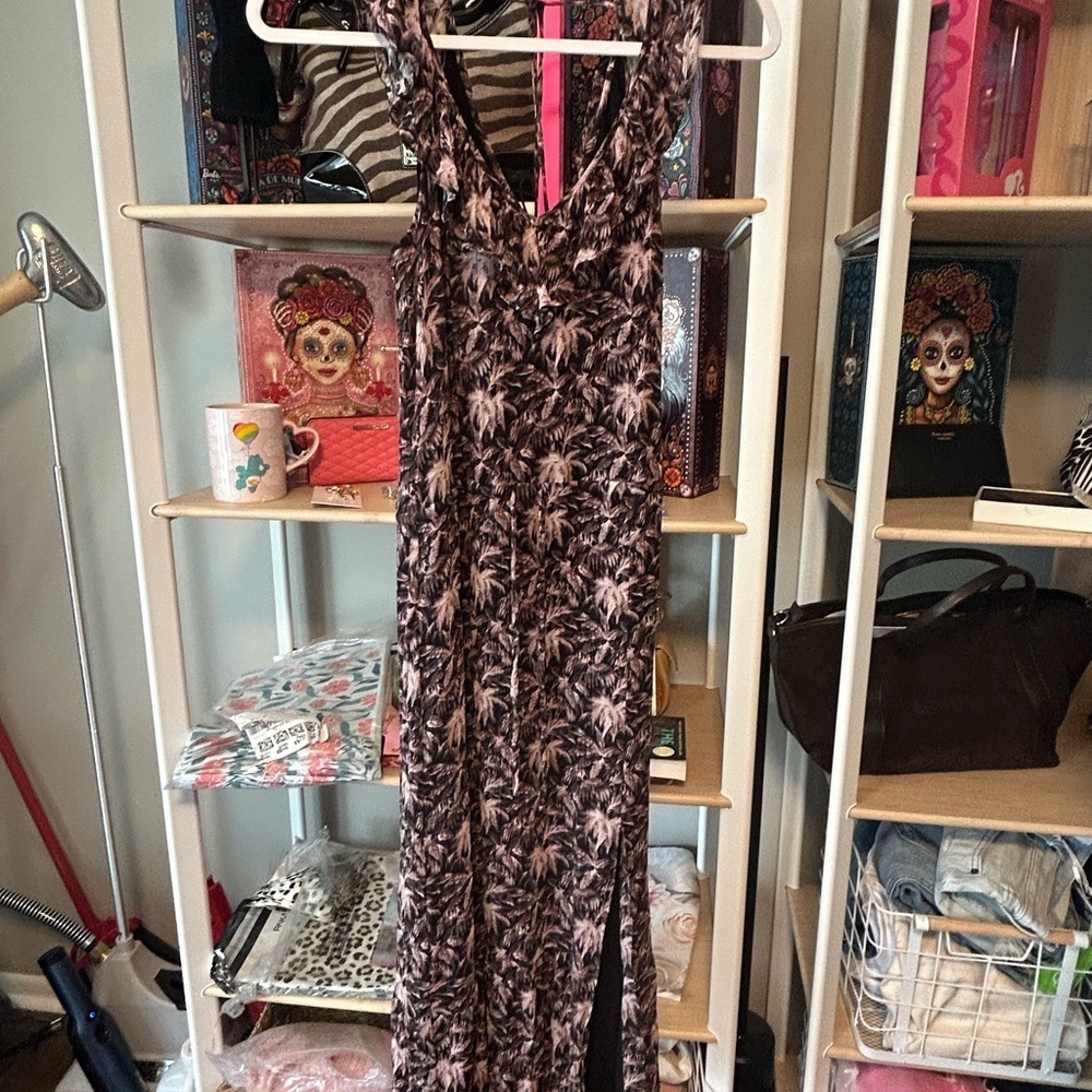 Paige Floral Dress midi EUC size medium